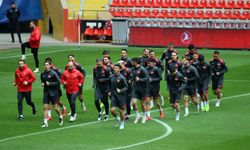 A Milli Takım, Karadağ Maçı Hazırlıklarına Kayseri'de Devam Etti