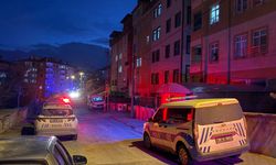 Kayseri'de Kadın, Erkek Arkadaşını Banyoda Bıçaklayarak Öldürdü