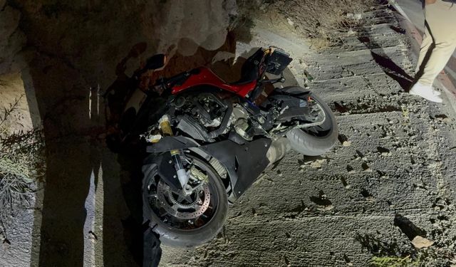 Kayseri Melikgazi’de Trafik Kazası: motosiklet sürücüsü yaralandı.